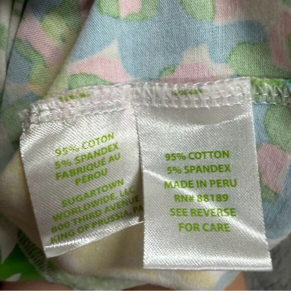 Lilly Pulitzer Julie Top in Hibiscus Stroll Size XS - Picture 7 of 8